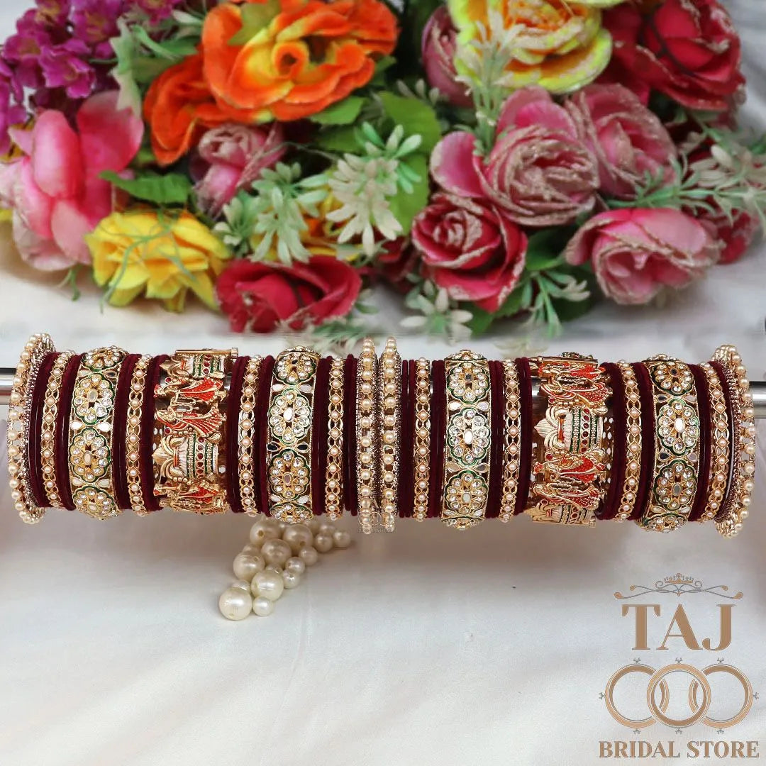 Rajwadi Wedding Metal Chura Set With Beautiful Dulha Dulhan Design Kada
