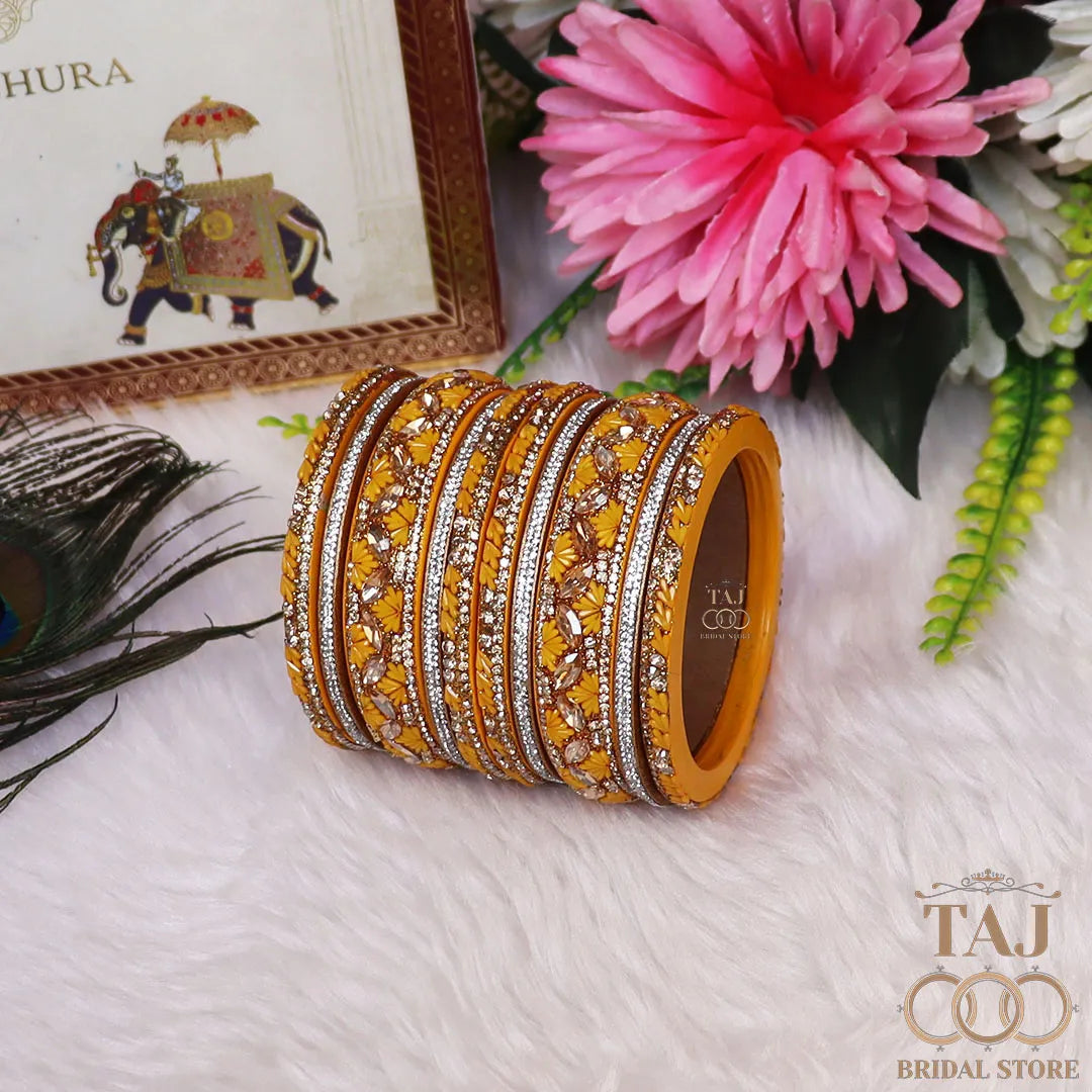 Women's Rajasthani Short Lac Bangles Set With Latest Kundan Design