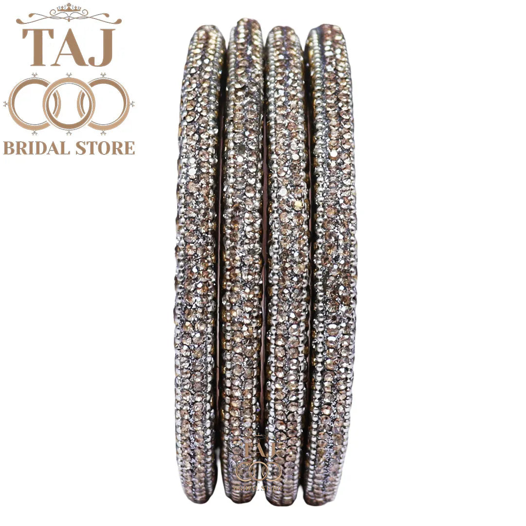 Lac Bangadi in Silver White Colour With Tilak Kundan Design (Set Of 4)