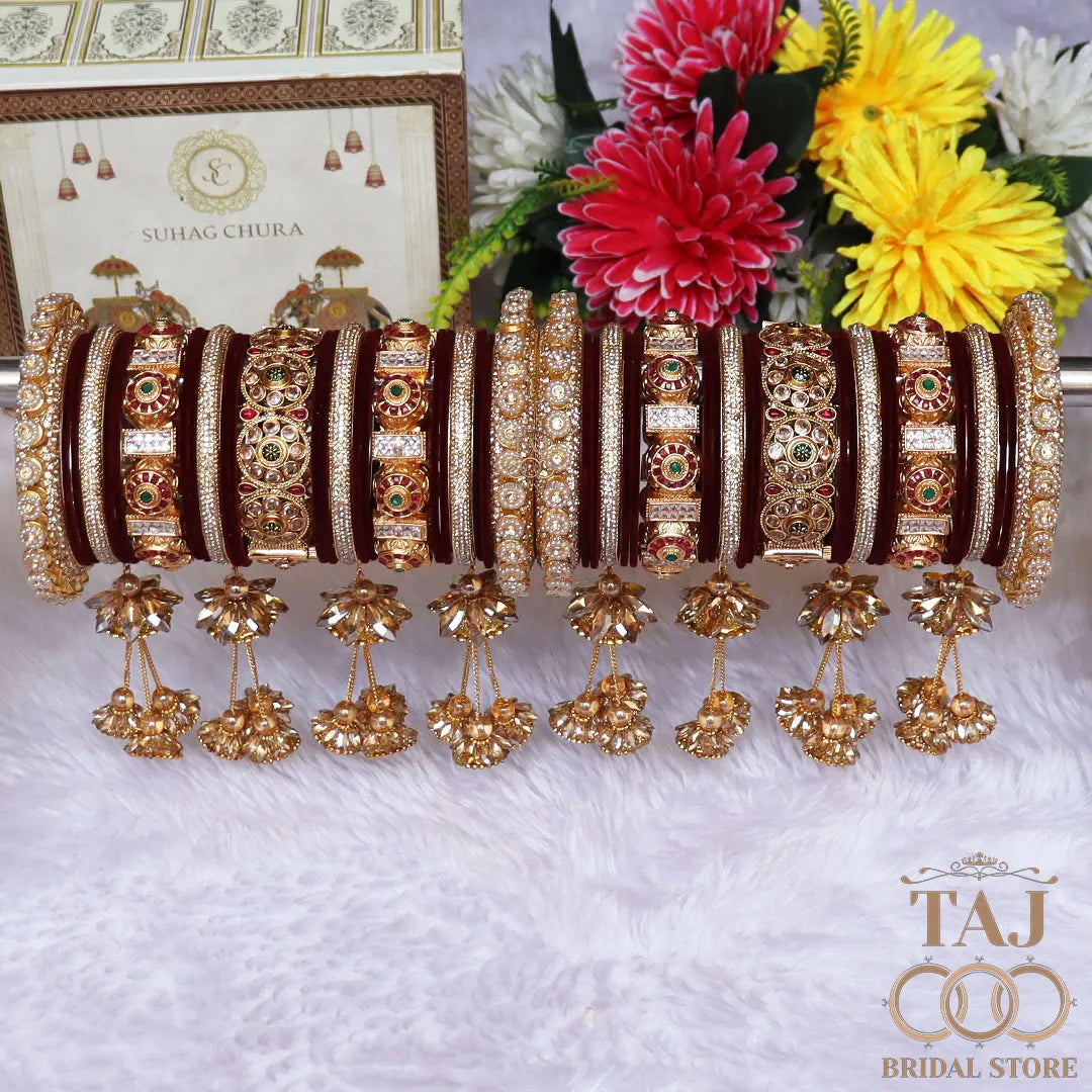 Luxurious Rajwadi Style Wedding Bangles Set With Latest Hanging's