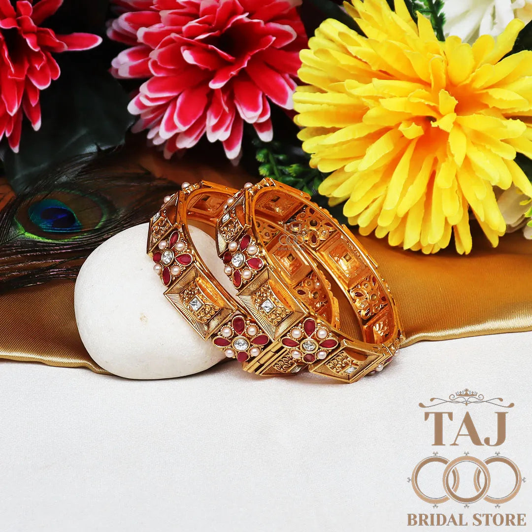 Royal Rajwadi Kada Bangles with Kundan Design (Set of 2)