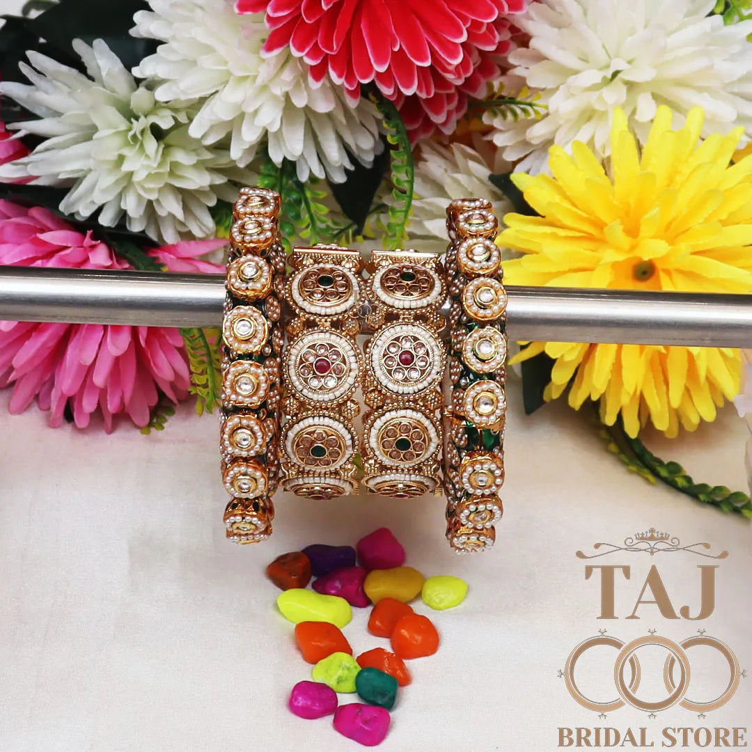 Rajwadi Bangles For Bride With Latest Design Openable Kada (Set of 4)