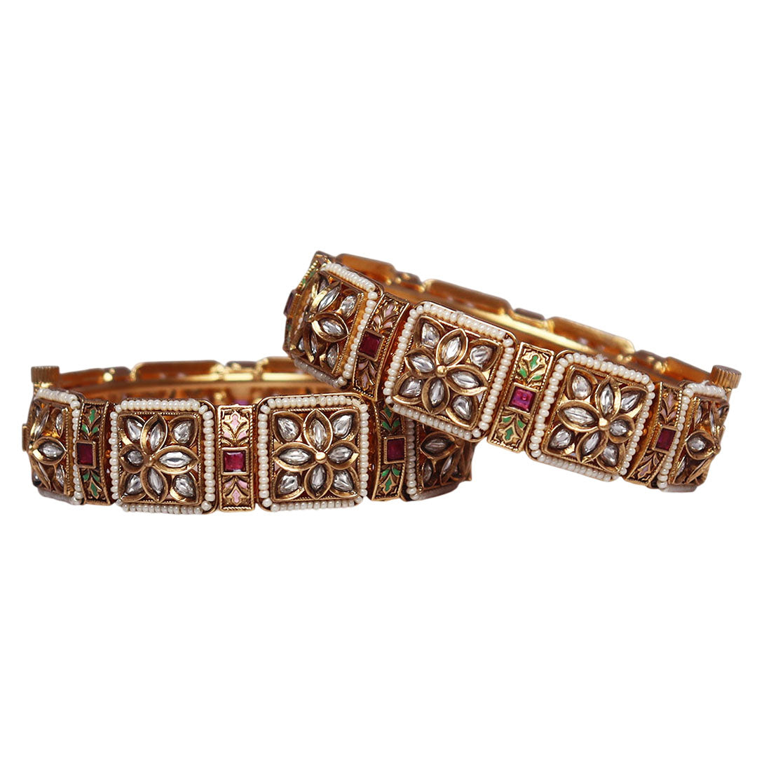 Fashion Gold Plated Bracelet for Girls in Traditional Stones Design