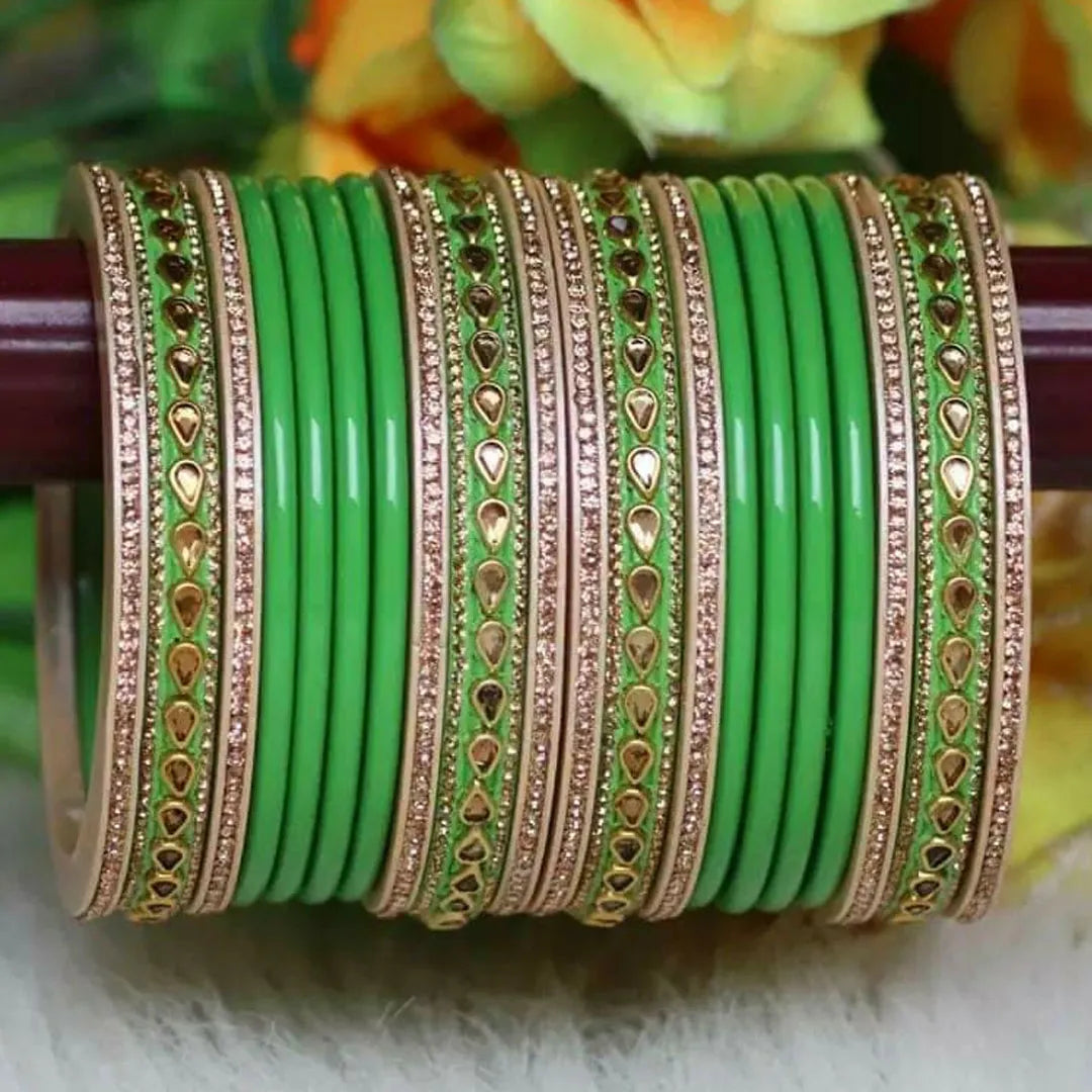 Beautiful Punjabi Lac Kundan Chuda For Bridal (Pack Of 20)