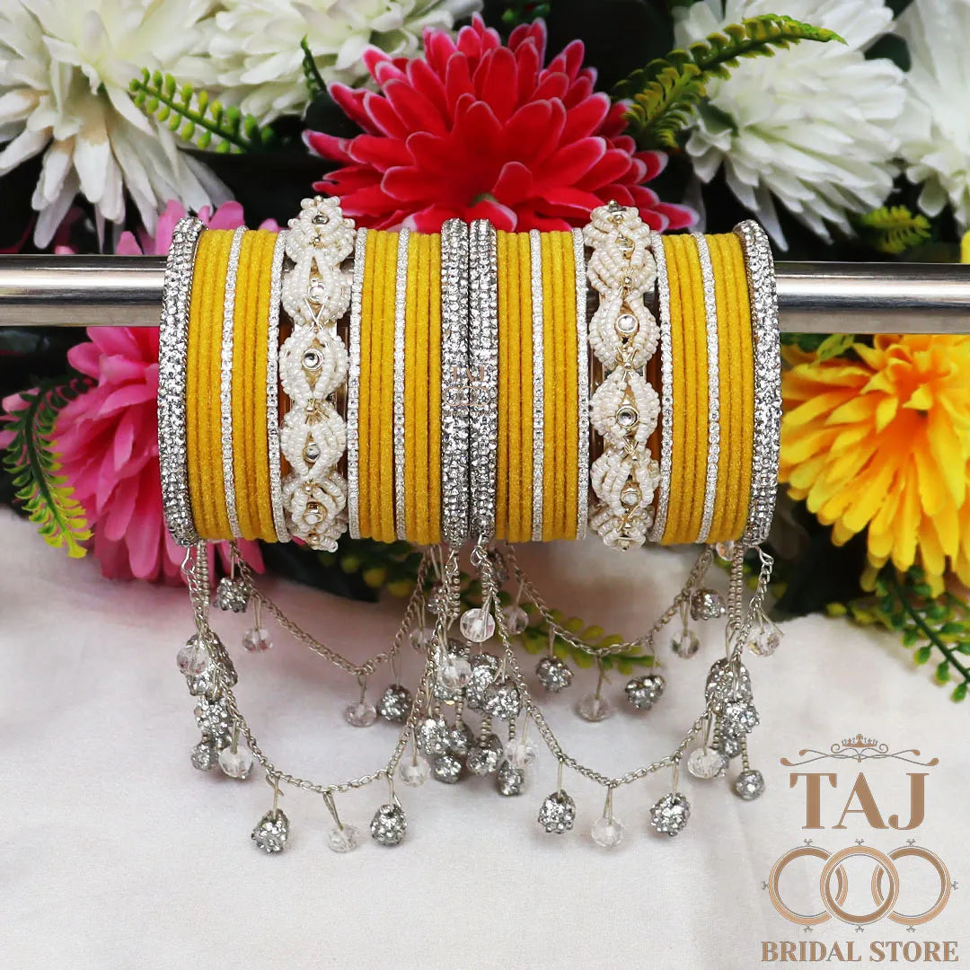 Karwa Chauth Special Bangle Set with Silver Tassels & Stones