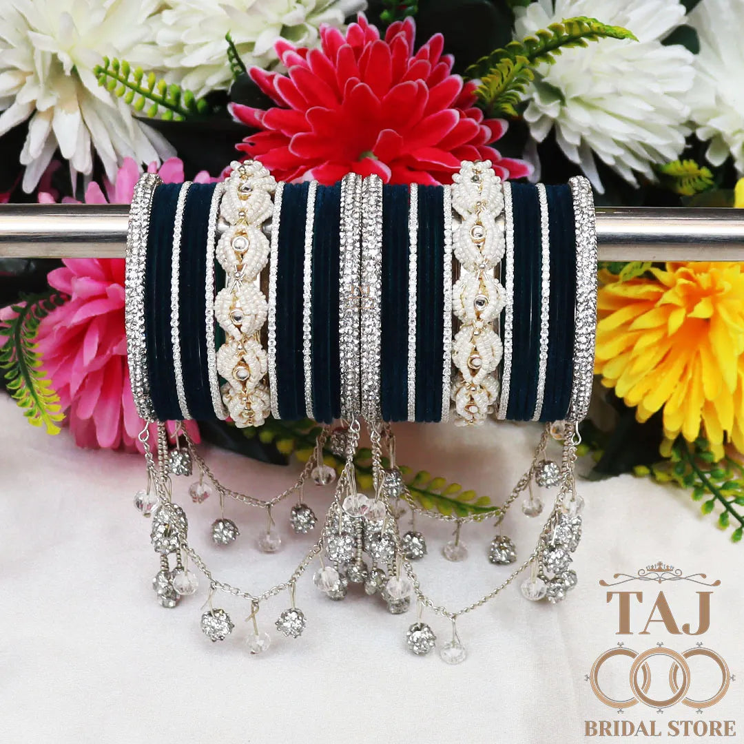 Karwa Chauth Special Bangle Set with Silver Tassels & Stones