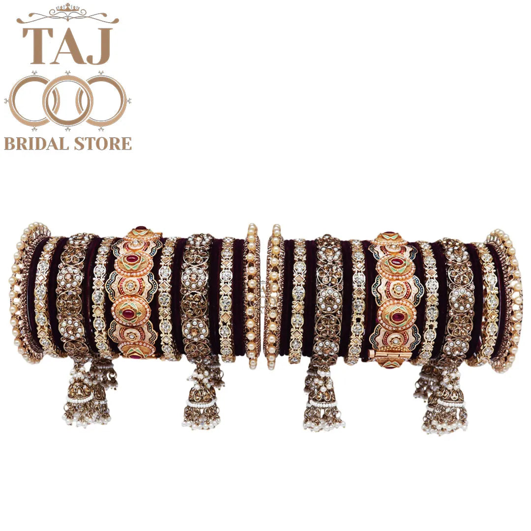 Rajwadi Style Bridal Bangles With Beautiful Antique Design Metal Kada