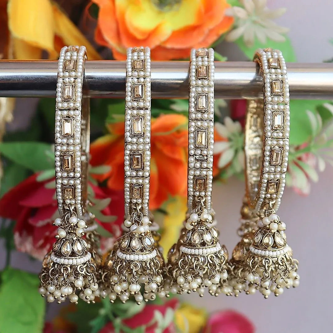 Beautiful Jhoomer Design Brass Kada (Pack Of 4)