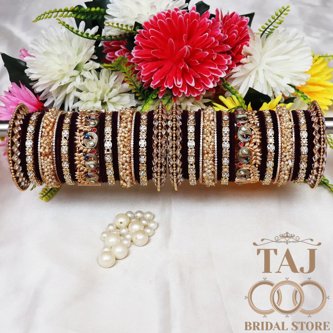 Rajasthani Rajwadi Wedding Bangles Set in Beautiful Peacock Design