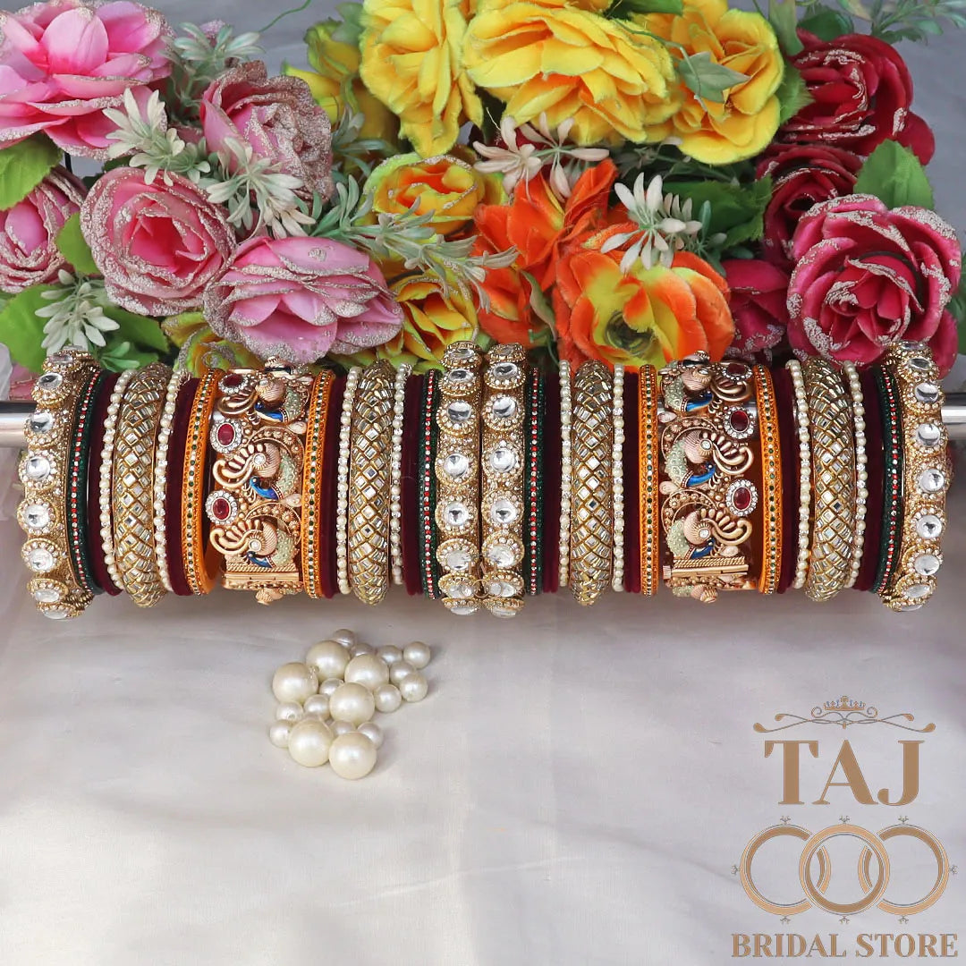 Rajwadi Wedding Choora Set With Beautiful Peacock Design Metal Kada