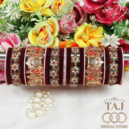 Most Tranding Wedding Bangles Set With Beautiful Dulha Dulhan Design Kada