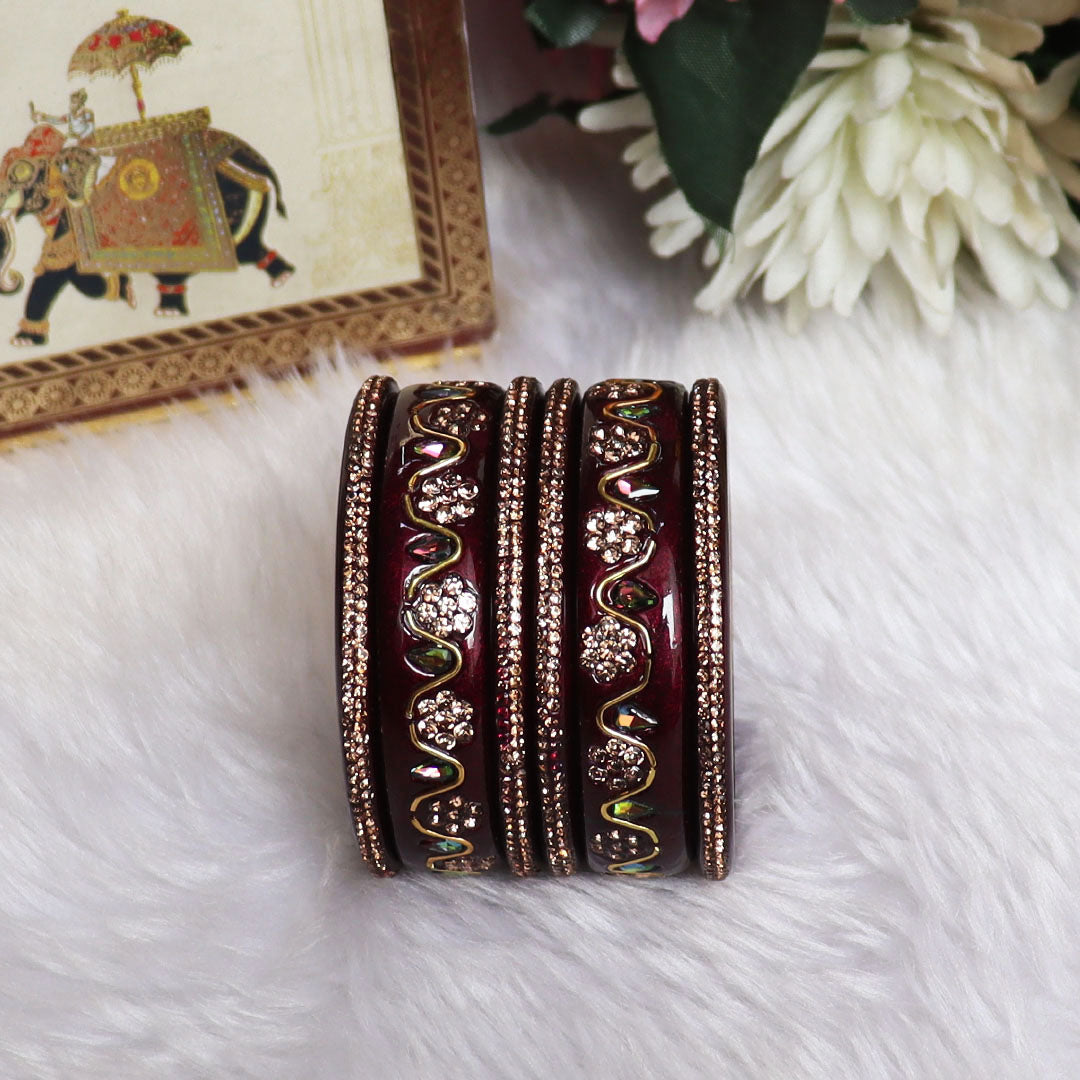 Handmade Traditional Short Lac Bangles Set With Latest Kundan Design