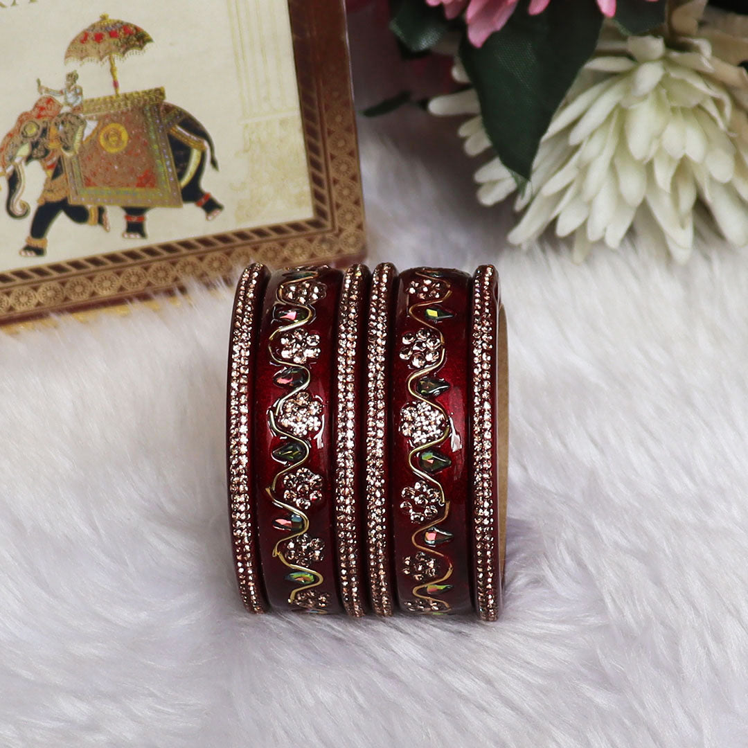 Handmade Traditional Short Lac Bangles Set With Latest Kundan Design
