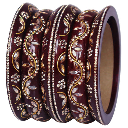 Fashionable Short Lac Bangles Set With Beautiful Kundan Design