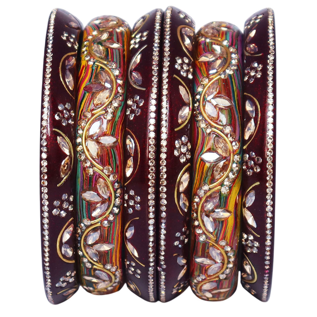 Fashionable Short Lac Bangles Set With Beautiful Kundan Design