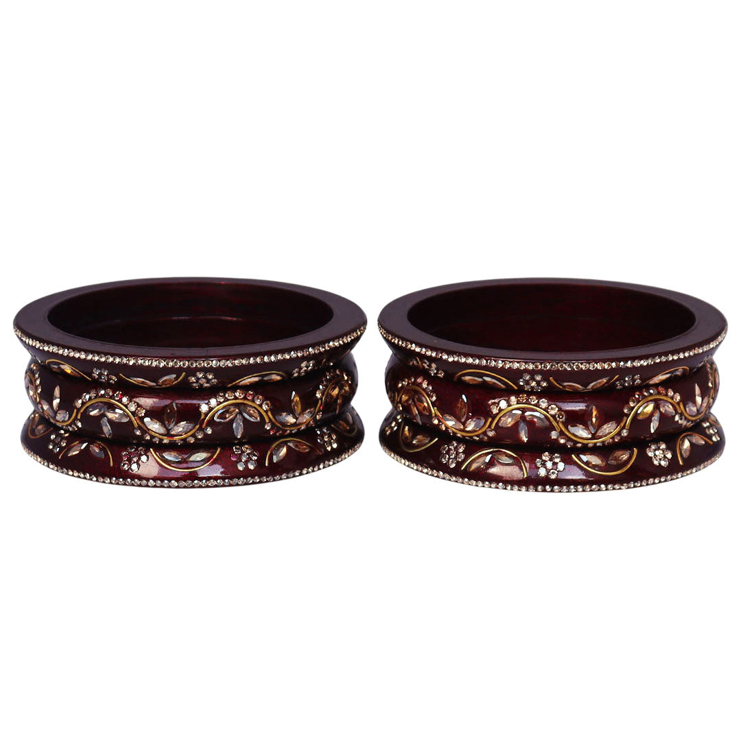 Fashionable Short Lac Bangles Set With Beautiful Kundan Design