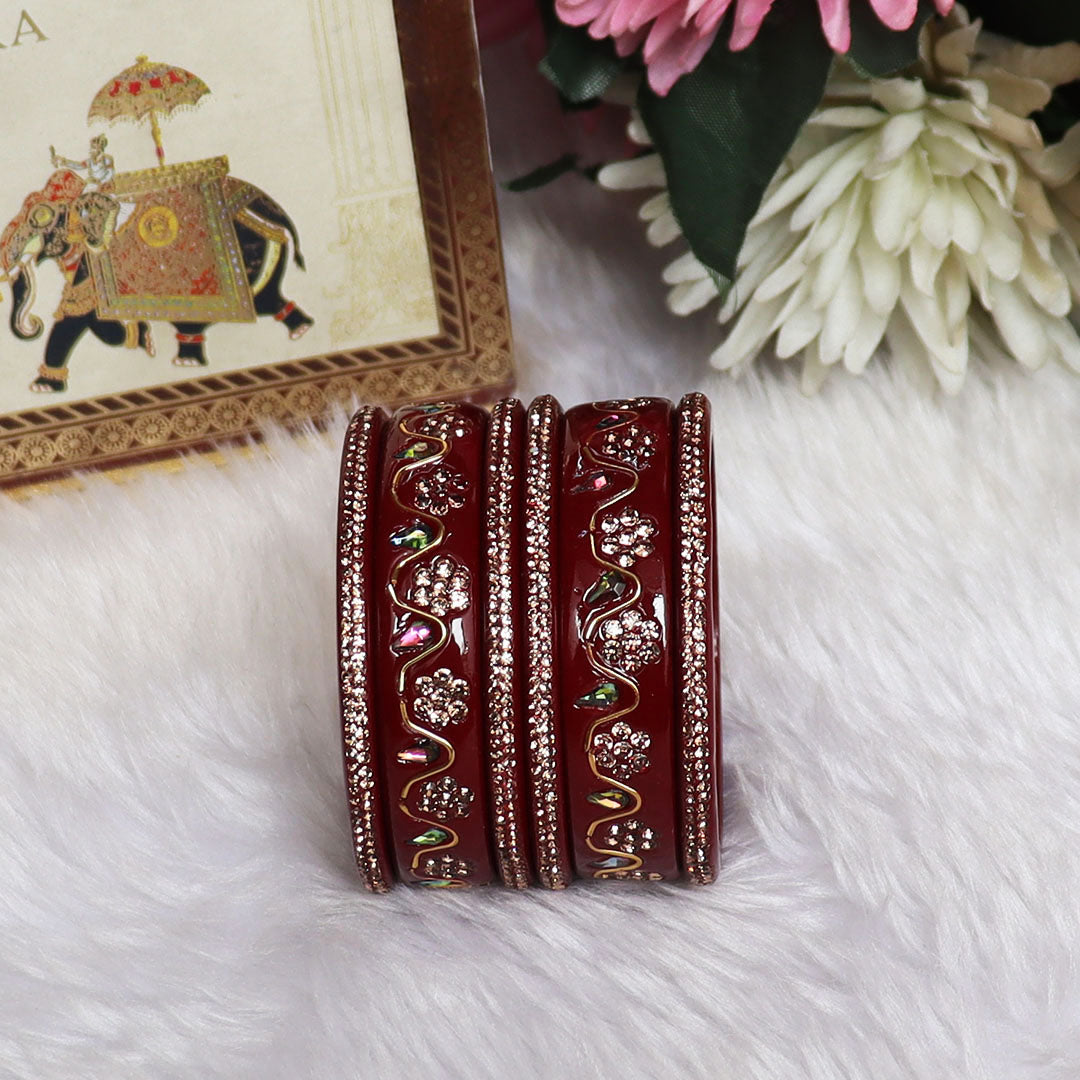 Handmade Traditional Short Lac Bangles Set With Latest Kundan Design