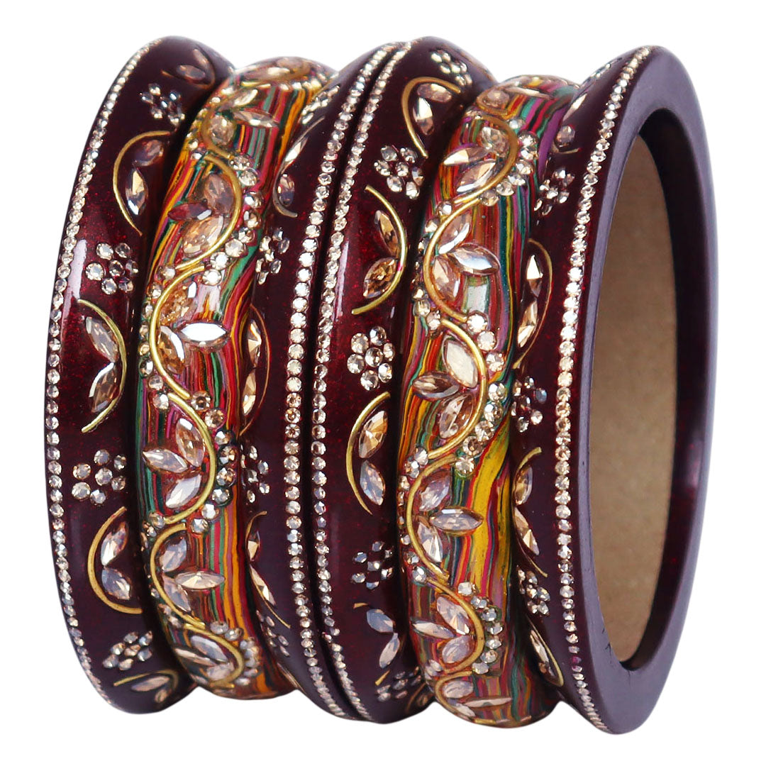 Fashionable Short Lac Bangles Set With Beautiful Kundan Design