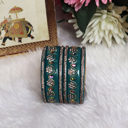 Handmade Traditional Short Lac Bangles Set With Latest Kundan Design