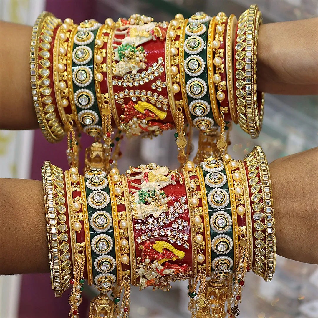 Best Rajwadi Bangle Set in Doli Design